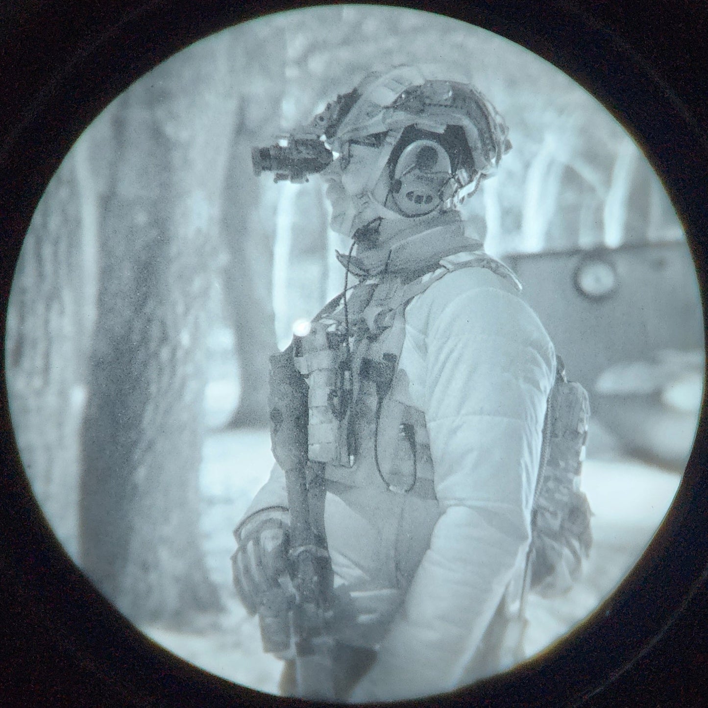 Starlight Foundry - Monocular Builder