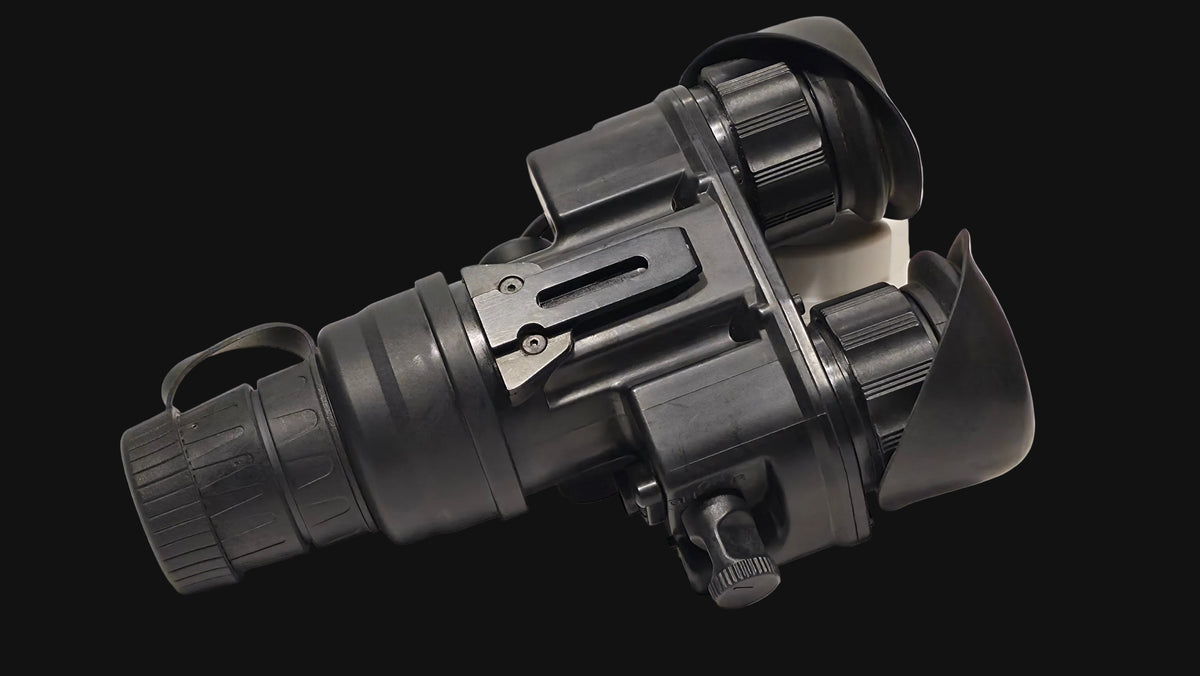 Bi-Ocular Armasight NYX-7 Pro Gen 3 Green Phos & Mount